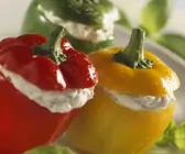 Paprika mit Feta-Füllung