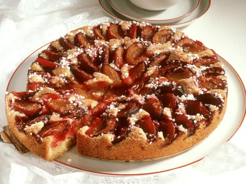 Pflaumenkuchen auf Berliner Art