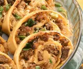 Herzhafter Strudel mit Sauerkraut-Hackfleisch-Füllung