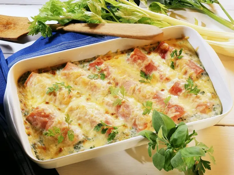Stangensellerie-Schinken-Gratin