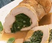Putenrollbraten mit Spinatfüllung