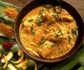 Hähnchen in asiatischer Currysoße