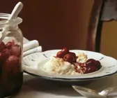 Milchreis mit Sauerkirschen