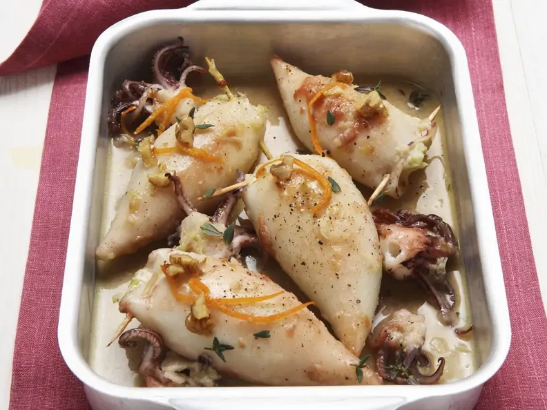 Calamari mit Kohlfüllung