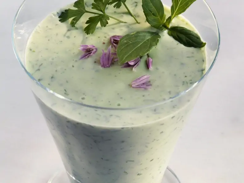 Kräuter-Kefir-Drink