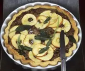 Rillette-Tarte mit Apfel