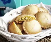 Teigtaschen mit Hähnchen-Mais-Füllung