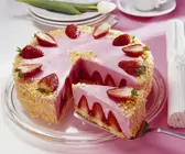 Erdbeermousse-Torte