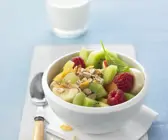 Müsli mit Obstsalat