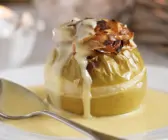 Bratapfel mit Vanillesoße