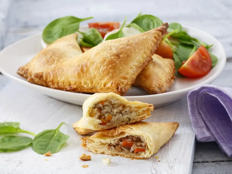 Vegetarisch gefüllte Teigecken