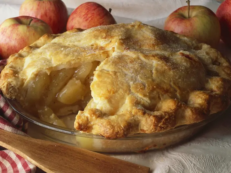 Gedeckter Apfelkuchen vegan