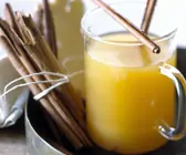Ananaspunsch mit Ingwer und Zimt