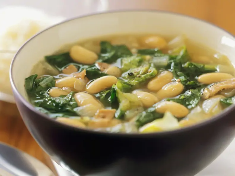 Bohnen-Endivien-Suppe