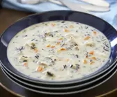 Cremige Putensuppe mit Wildreis