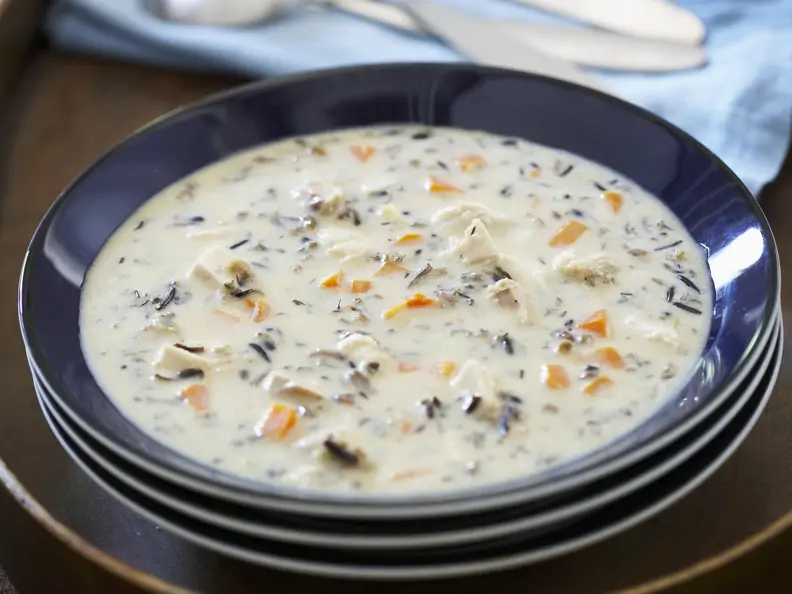 Cremige Putensuppe mit Wildreis