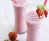 Veganer Erdbeer-Milchshake
