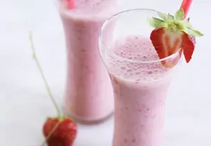 Veganer Erdbeer-Milchshake