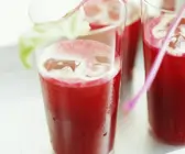 Rote-Bete-Apfelsaft mit Ingwer