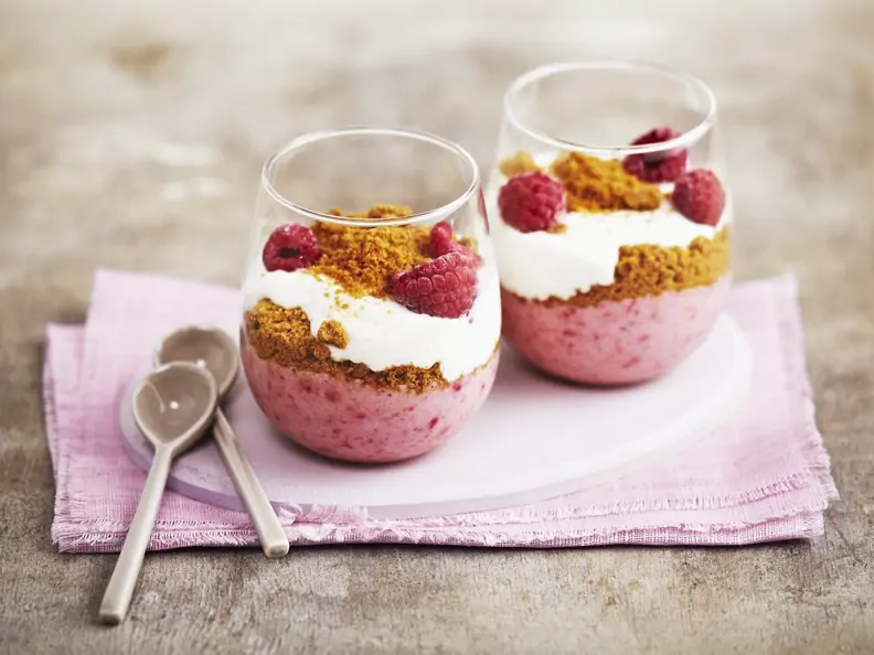 Himbeer-Bananen-Trifle mit Spekulatius