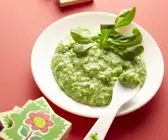 Babybrei aus grünem Gemüse