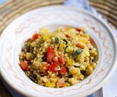 Mediterrane Quinoa-Pfanne
