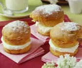 Scones mit Cremefüllung