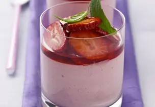 Erdbeerjoghurt im Glas