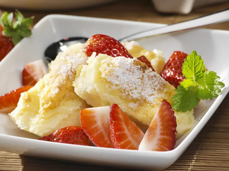 Quark-Gratin mit Erdbeeren