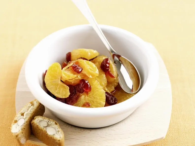Orangensalat mit Cranberrys