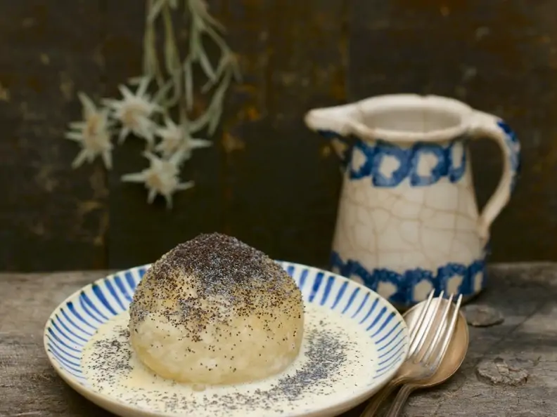 Germknödel mit Vanillesauce