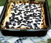 Quarkkuchen mit Heidelbeeren