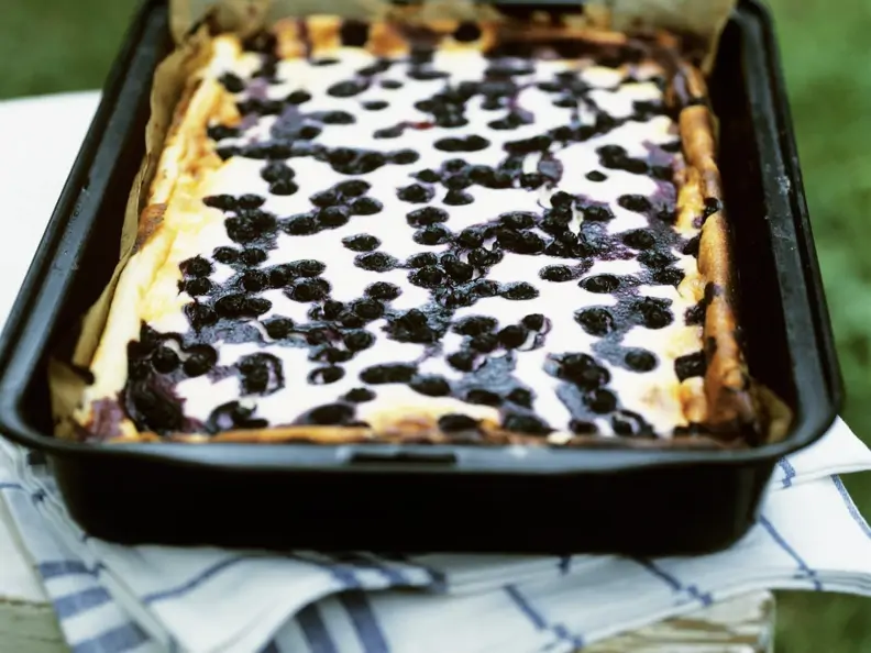 Quarkkuchen mit Heidelbeeren