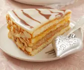 Weihnachtliche Marzipan-Torte