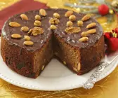Gewürzkuchen mit Nüssen