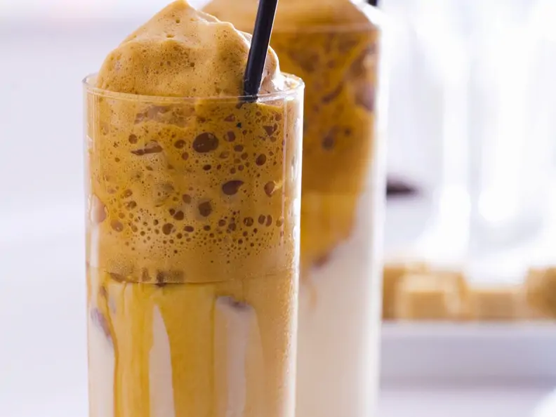 Griechischer Eiskaffee (Café frappé)