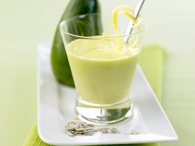 Smoothie mit Avocado