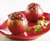 Brätapfel mit Cranberry und Granatapfel gefüllt