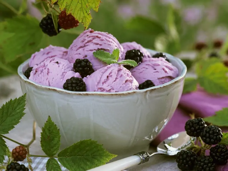 Brombeereis