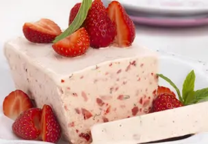 Erdbeerparfait