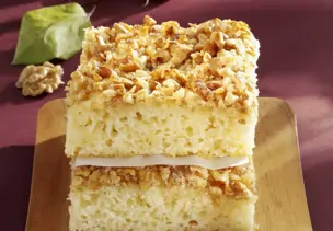 Buttermilch-Walnuss-Kuchen