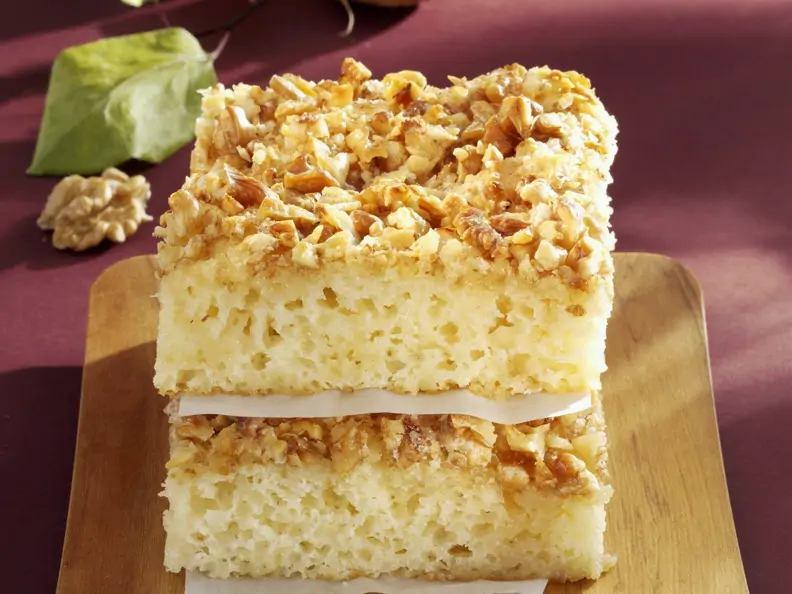 Buttermilch-Walnuss-Kuchen