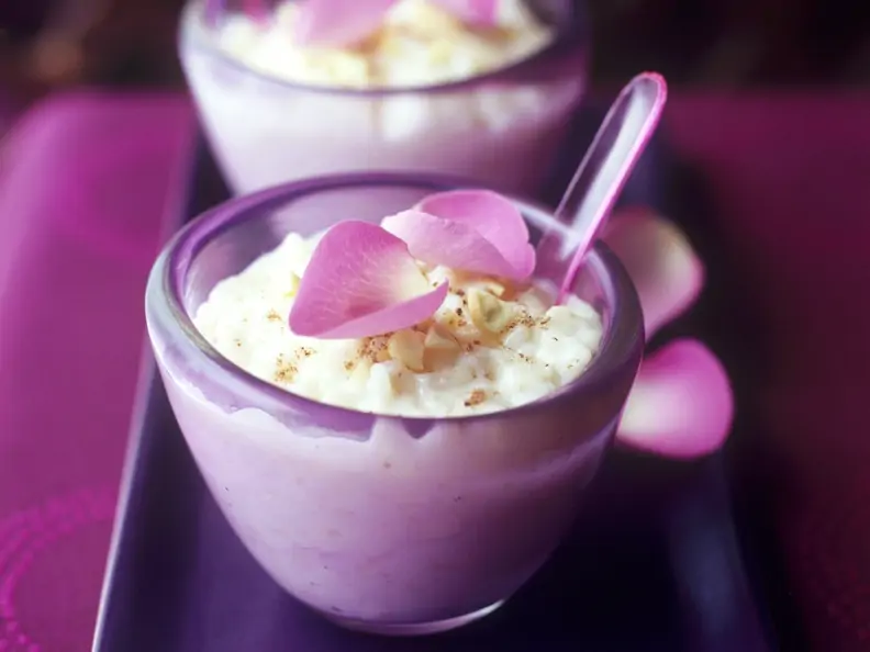 Milchreis mit Rosenwasser und Zimt