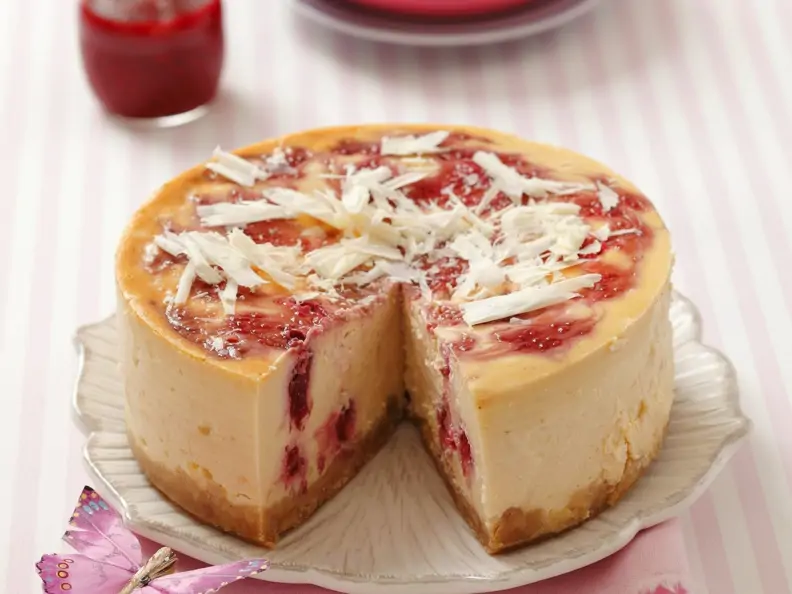 Himbeer-Käsekuchen mit Knusperboden
