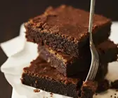 Schoko-Haselnuss-Brownies