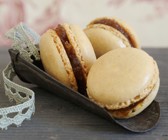 Gewürz-Macarons mit Apfelfüllung