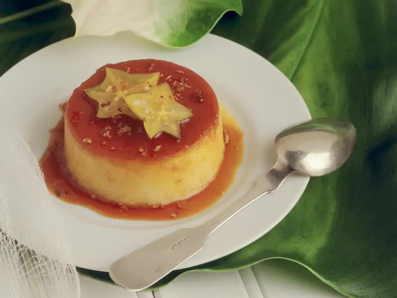 Kokosnusspudding mit Sternfrucht