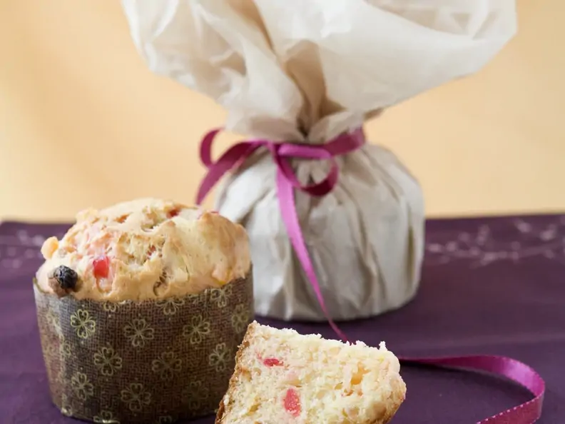 Panettone Früchtekuchen aus Mailand