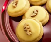 Butterplätzchen mit Walnuss