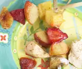 Gegrillte Obstspieße